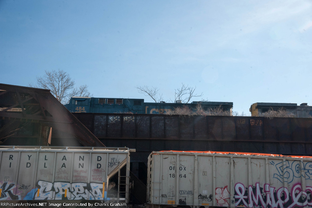 CSX 484 high above Worcester.